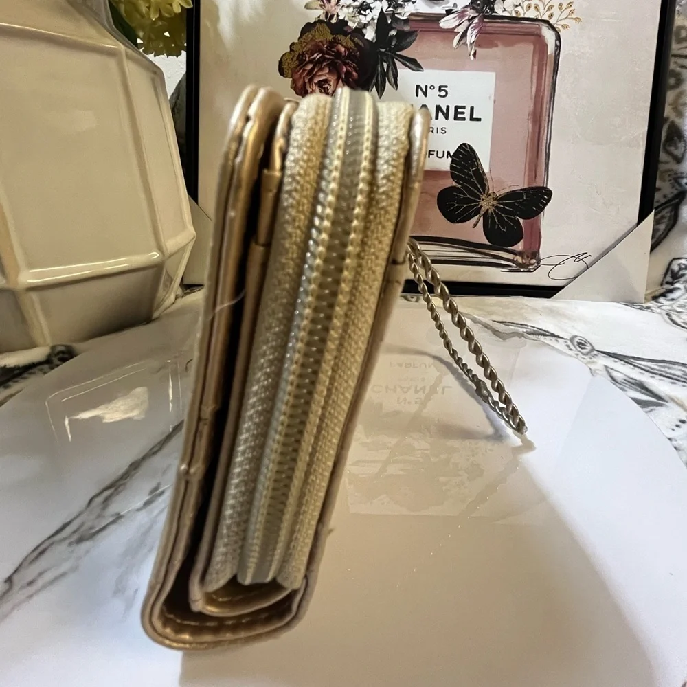 Giani Bernini All-In-One Zip Around Wallet, Champagne Gold, Metallic Leather - Picture 5 of 16